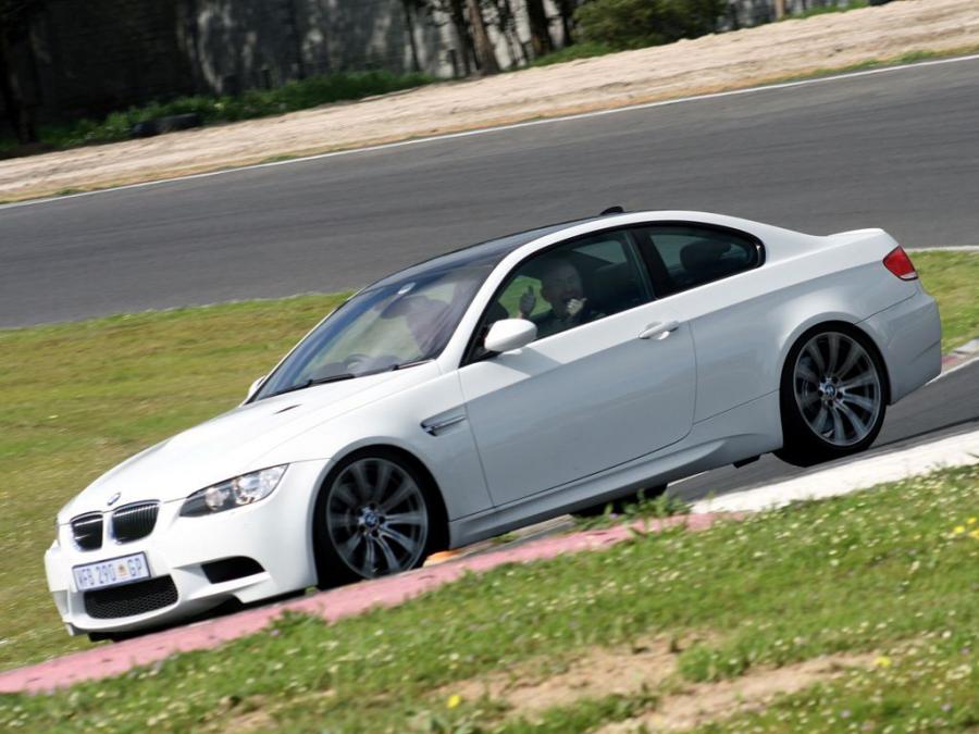  BMW M3 Coupe 2007 года  (ZA) (фото 6 из 11)